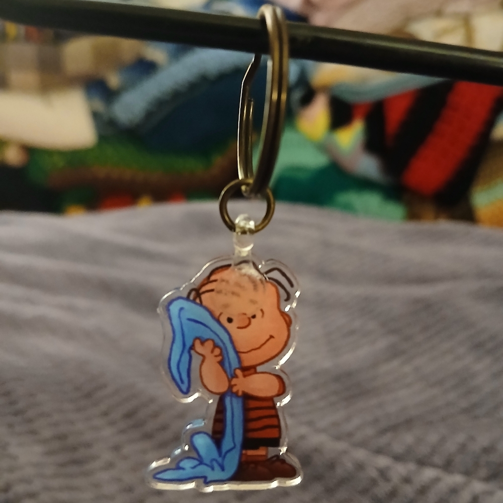 NWOT Peanuts Linus Cartoon Character Acrylic Keychain #18 - Picture 2 of 4